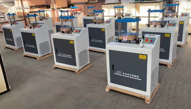 Mesin demolding hidraulik elektrik
