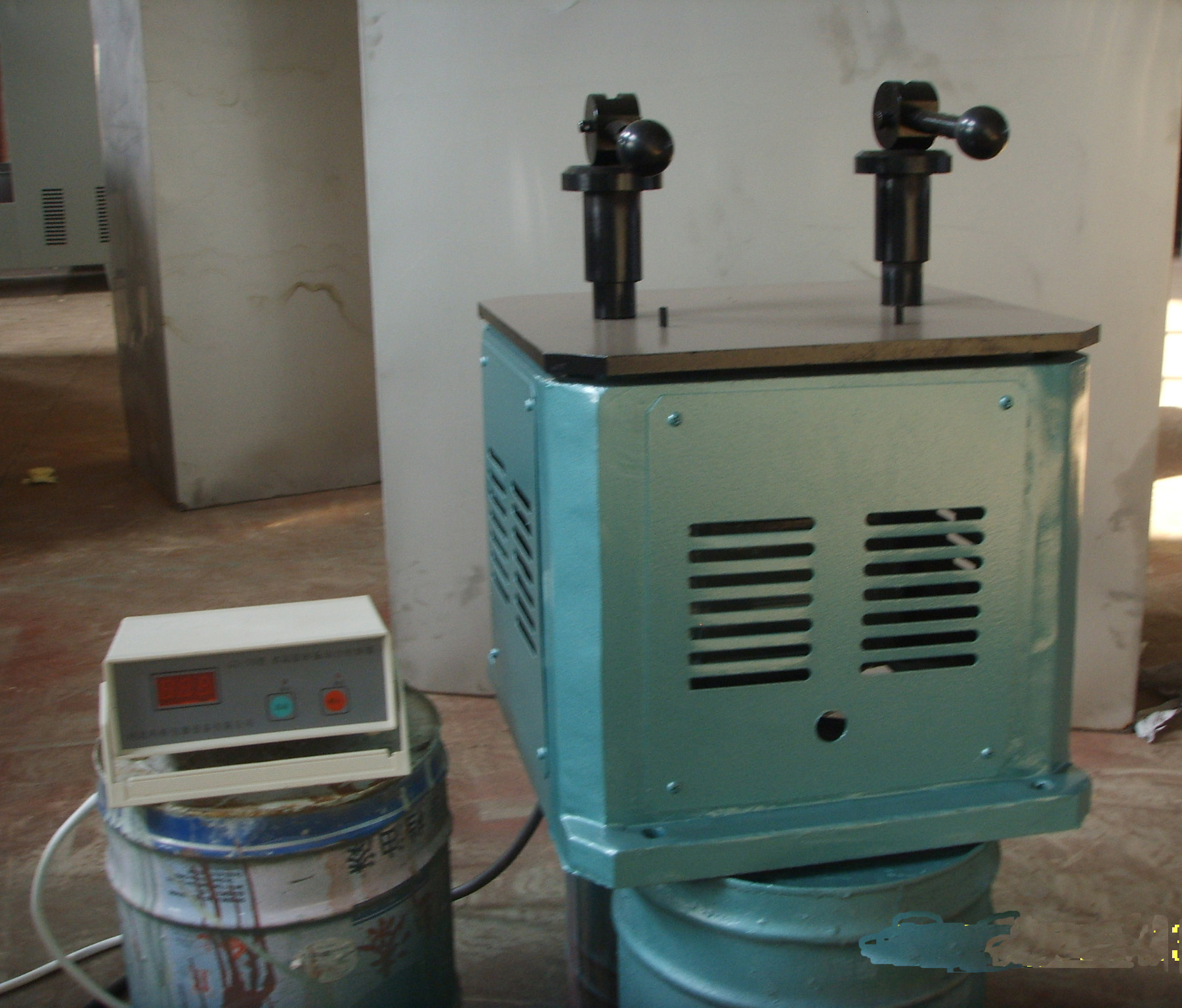 Jadual getaran acuan mortar simen GZ-75